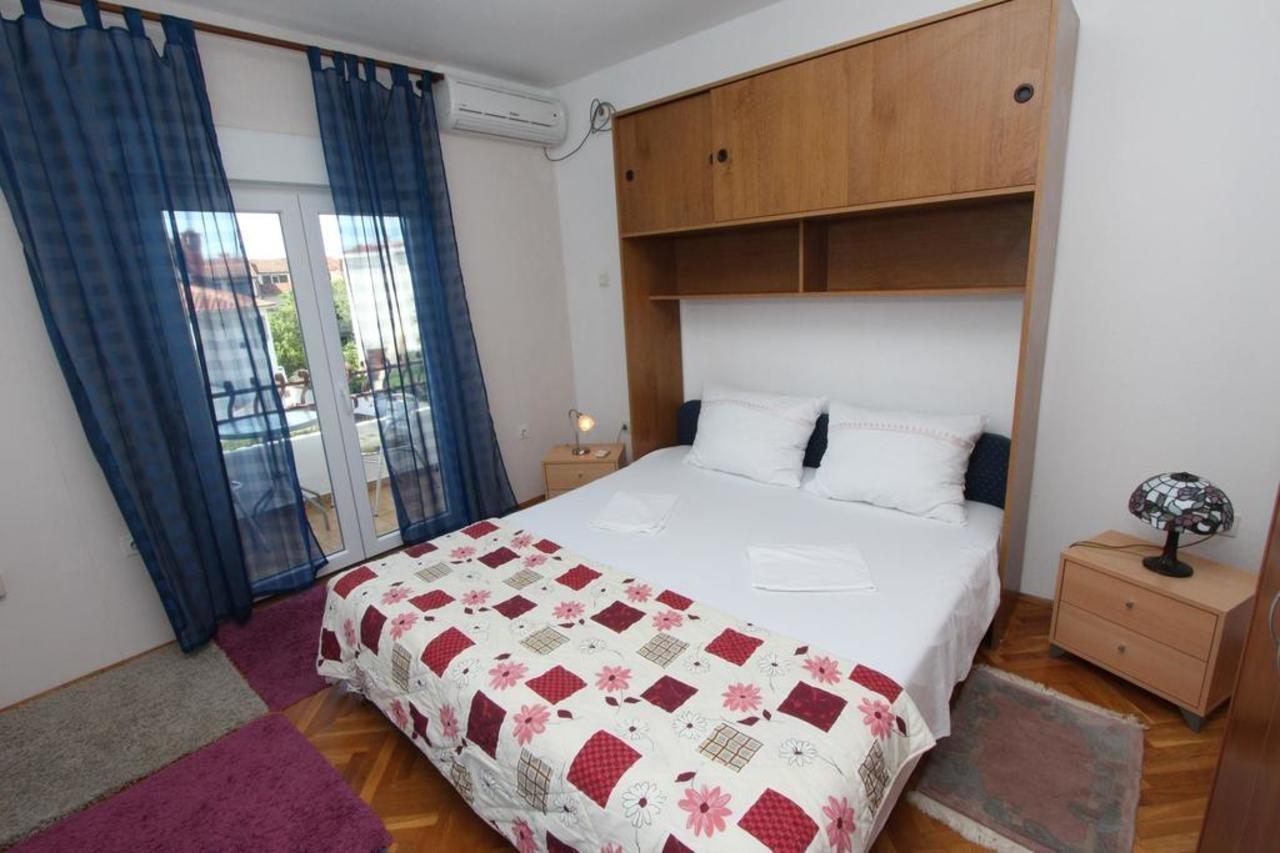 Rooms And Apartments Sally Rovinj Eksteriør bilde