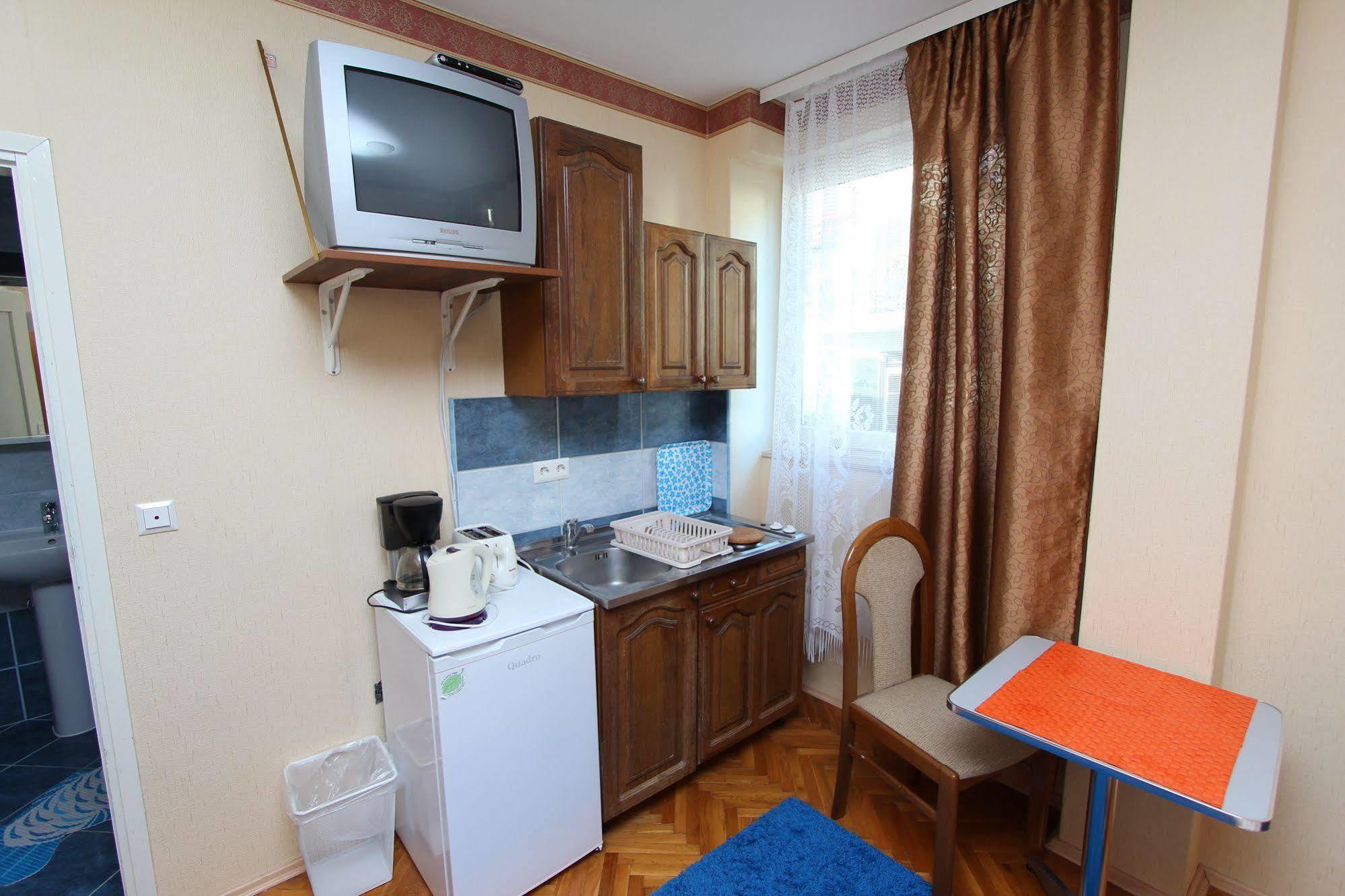Rooms And Apartments Sally Rovinj Eksteriør bilde